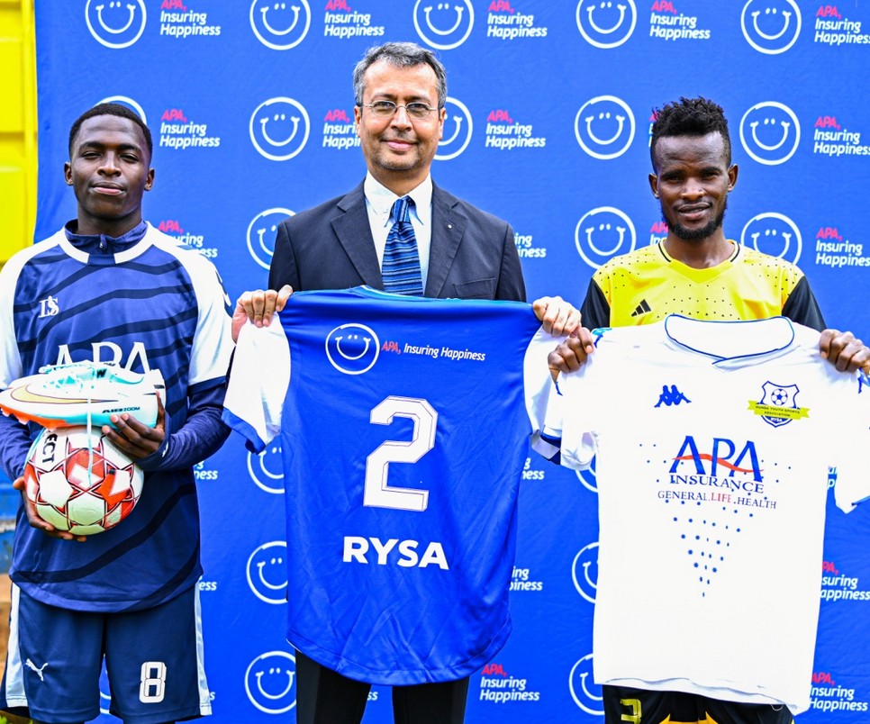 RYSA players display new kit following APA Insurance sponsorship presentation
